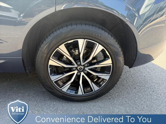 used 2023 Volvo XC60 car, priced at $38,998