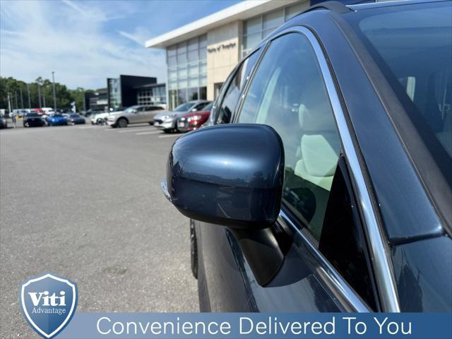 used 2023 Volvo XC60 car, priced at $38,998