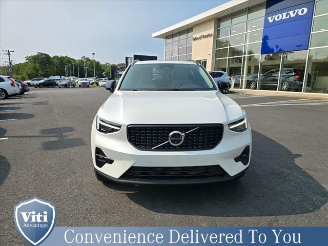 new 2025 Volvo XC40 car, priced at $51,550