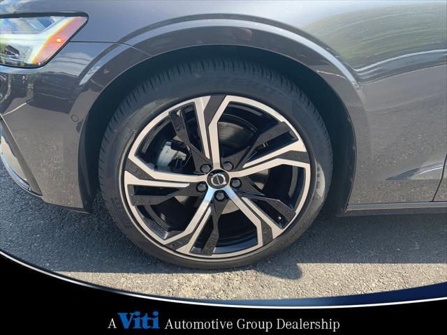 used 2024 Volvo S60 car, priced at $37,998