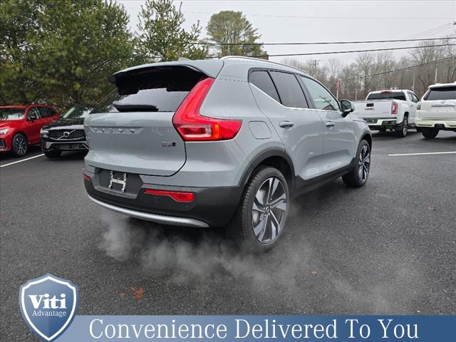 new 2025 Volvo XC40 car, priced at $51,040