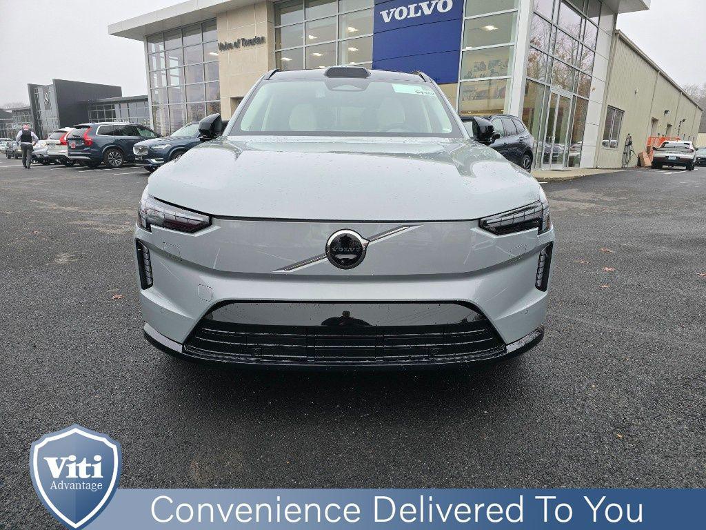 new 2025 Volvo EX90 car, priced at $79,999