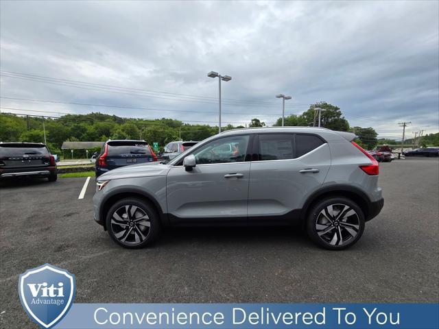 new 2025 Volvo XC40 car, priced at $51,040