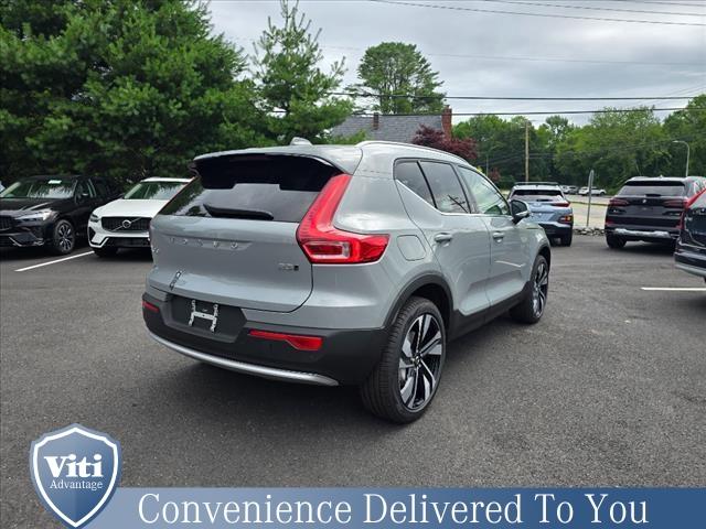 new 2025 Volvo XC40 car, priced at $51,040