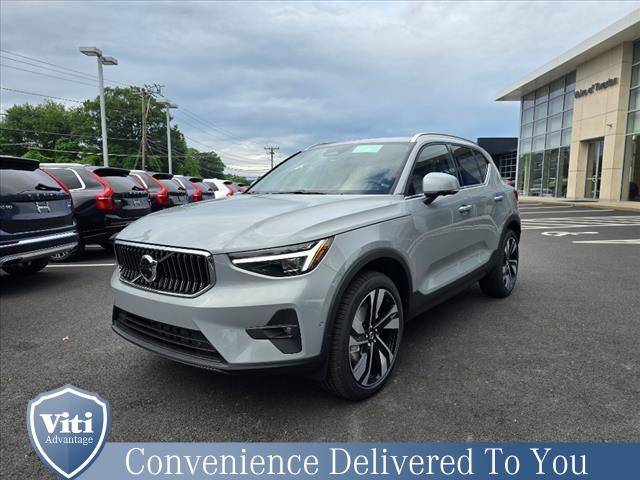 new 2025 Volvo XC40 car, priced at $51,040