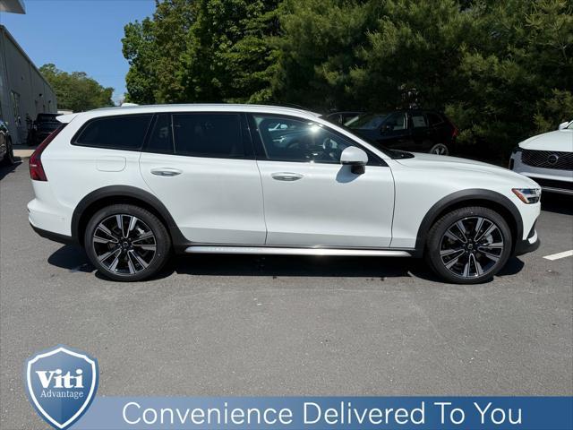 new 2025 Volvo V60 Cross Country car, priced at $58,905