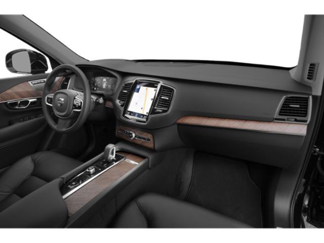 new 2022 Volvo XC90 Recharge Plug-In Hybrid car