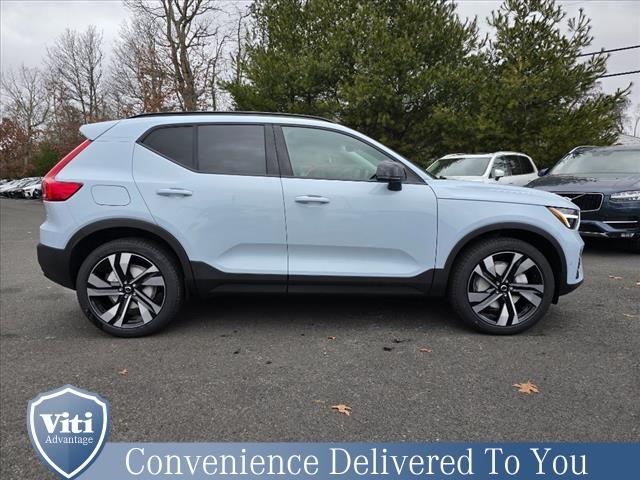 new 2025 Volvo XC40 car, priced at $49,790