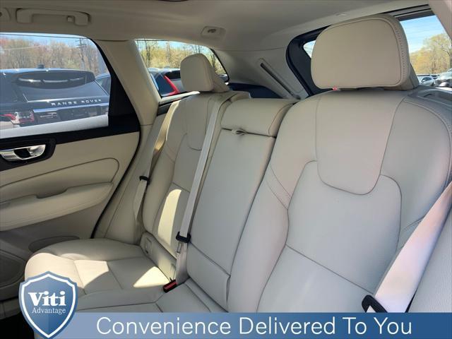 new 2025 Volvo XC60 car, priced at $55,360