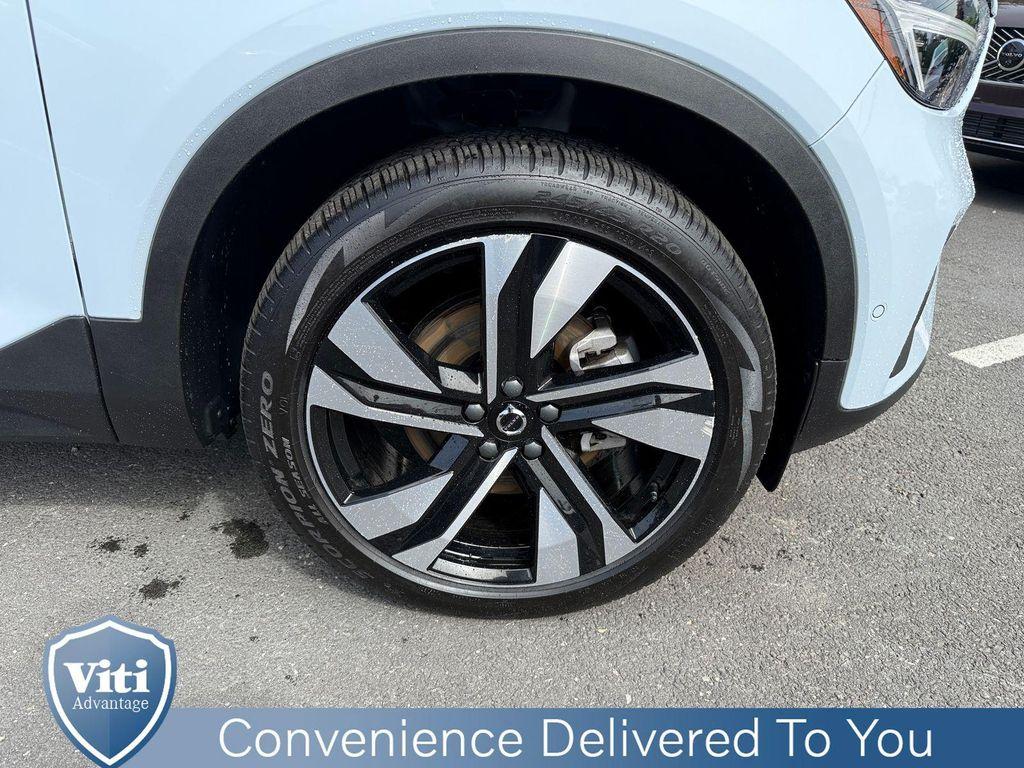 used 2024 Volvo XC40 car, priced at $43,998