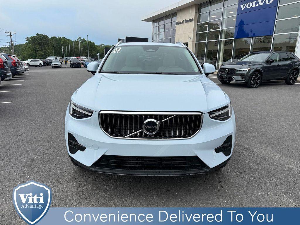 used 2024 Volvo XC40 car, priced at $43,998