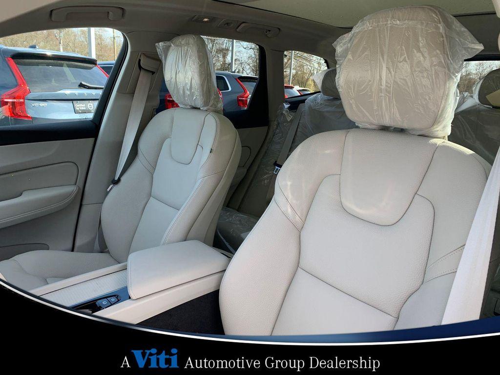 used 2025 Volvo XC60 car, priced at $47,895