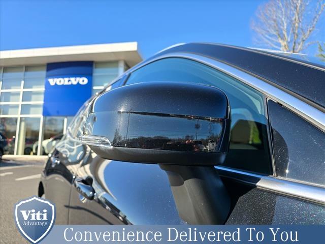 used 2022 Volvo XC60 car, priced at $37,998