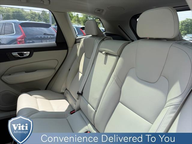new 2025 Volvo XC60 car, priced at $60,625