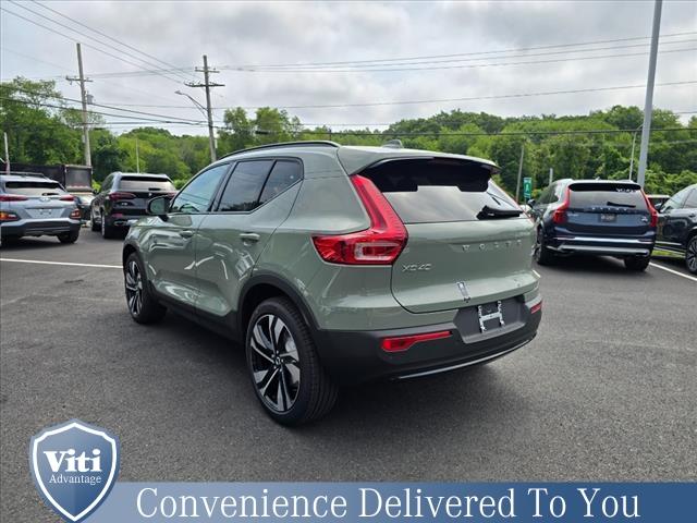 new 2025 Volvo XC40 car, priced at $51,040