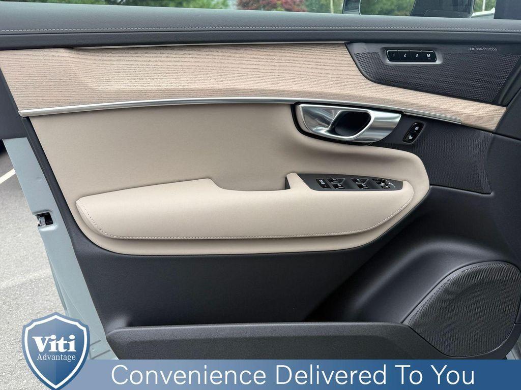 new 2026 Volvo XC90 car, priced at $79,245