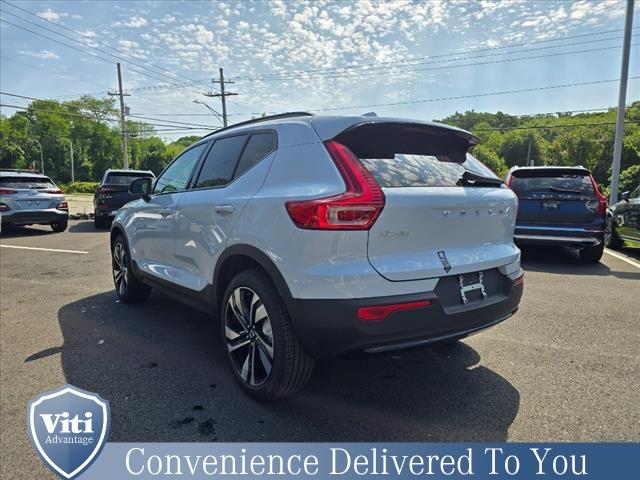 new 2025 Volvo XC40 car, priced at $50,690