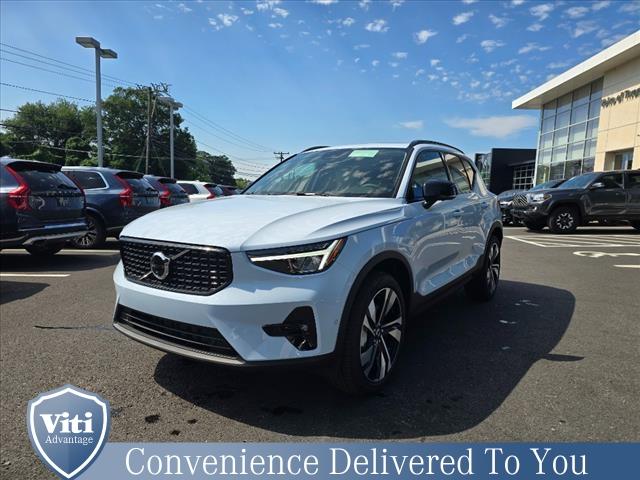 new 2025 Volvo XC40 car, priced at $50,690