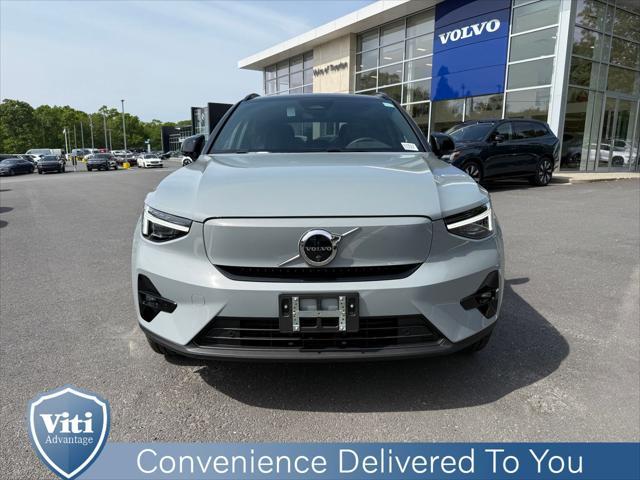 new 2025 Volvo EX40 car, priced at $61,885