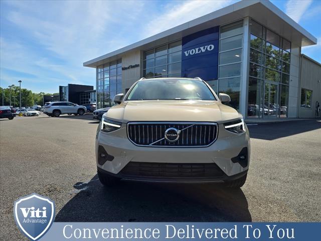 new 2025 Volvo XC40 car, priced at $50,375