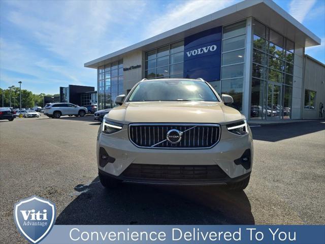 new 2025 Volvo XC40 car, priced at $50,375