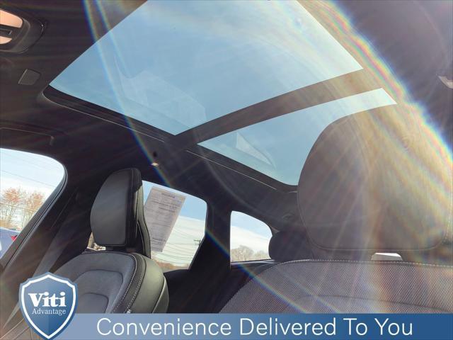 used 2022 Volvo XC60 car, priced at $41,998