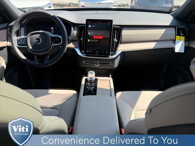 new 2025 Volvo XC90 car, priced at $61,990