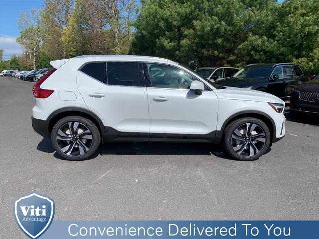 new 2025 Volvo XC40 car, priced at $51,565