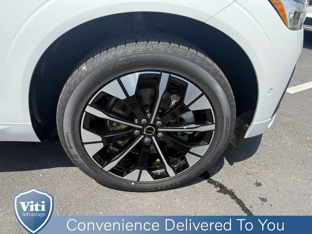 new 2026 Volvo XC60 Plug-In Hybrid car, priced at $69,285