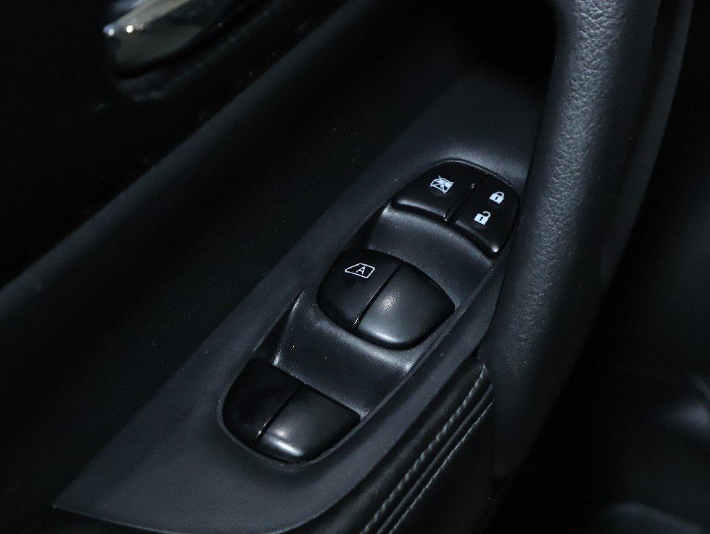 used 2019 Nissan Rogue car, priced at $21,289