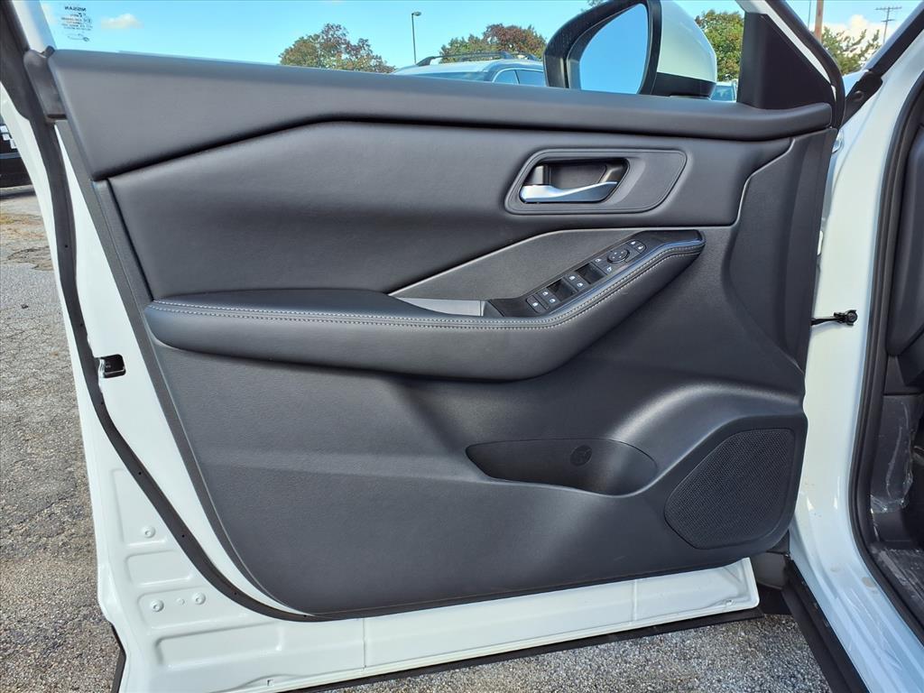 new 2026 Nissan Rogue car, priced at $33,395