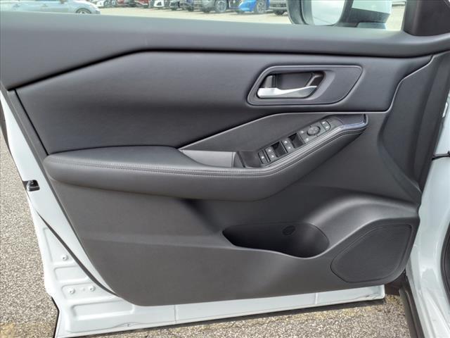 new 2025 Nissan Rogue car, priced at $33,815