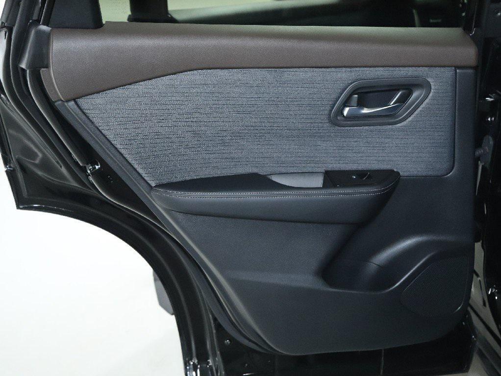 used 2023 Nissan Rogue car, priced at $22,994