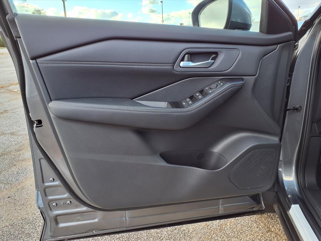 new 2026 Nissan Rogue car, priced at $34,005