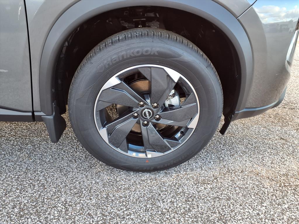 new 2026 Nissan Rogue car, priced at $34,005