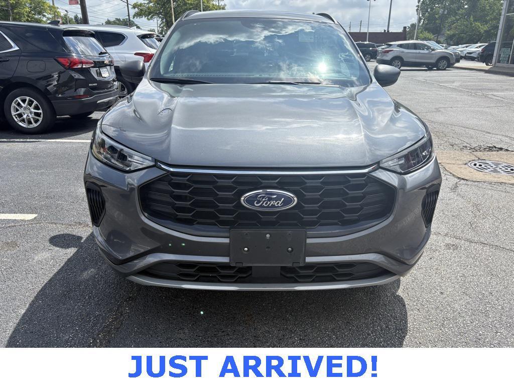 used 2024 Ford Escape car, priced at $22,989