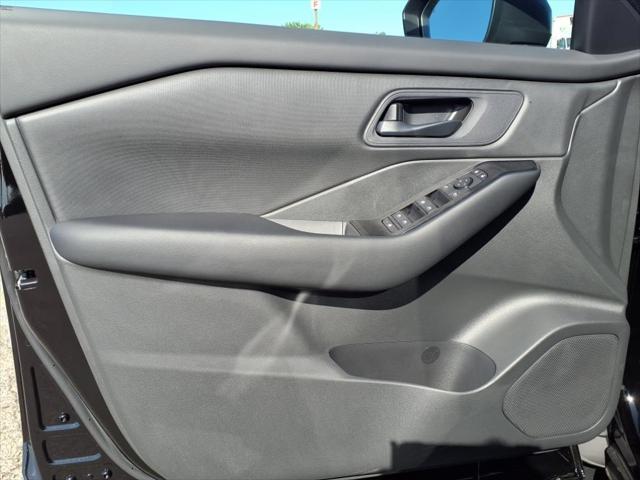 new 2025 Nissan Rogue car, priced at $32,200