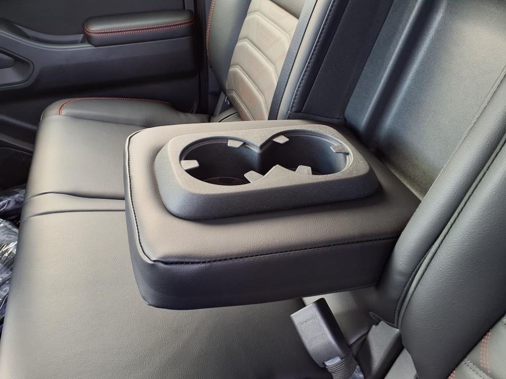 new 2025 Nissan Frontier car, priced at $44,736