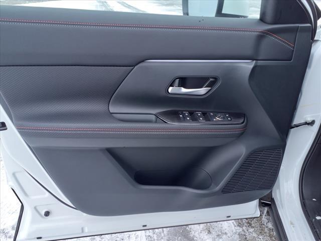 new 2025 Nissan Kicks car, priced at $30,540