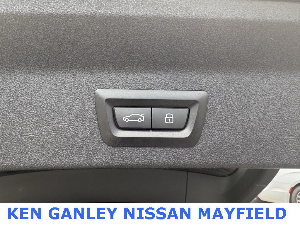 used 2023 BMW X3 car, priced at $30,985