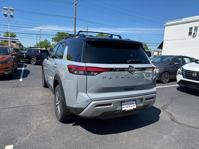 used 2022 Nissan Pathfinder car, priced at $34,067