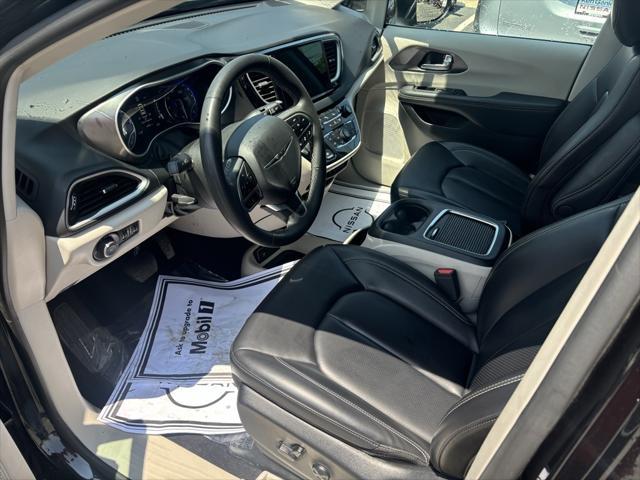 used 2023 Chrysler Pacifica car, priced at $23,989