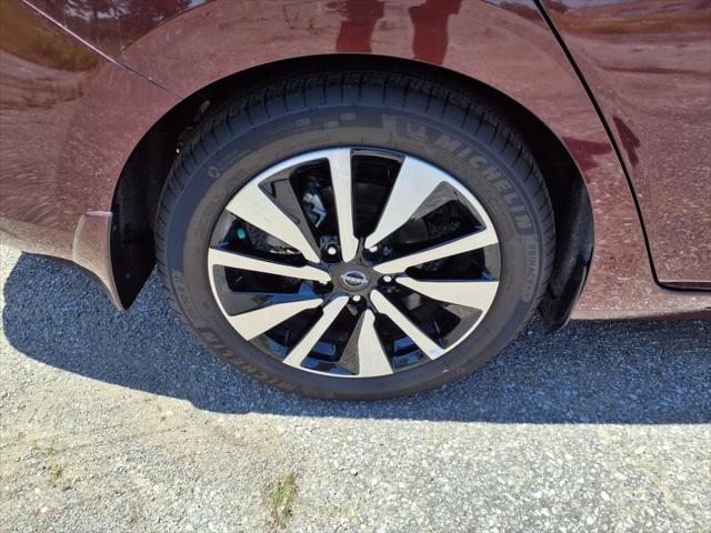 new 2025 Nissan Sentra car, priced at $27,415