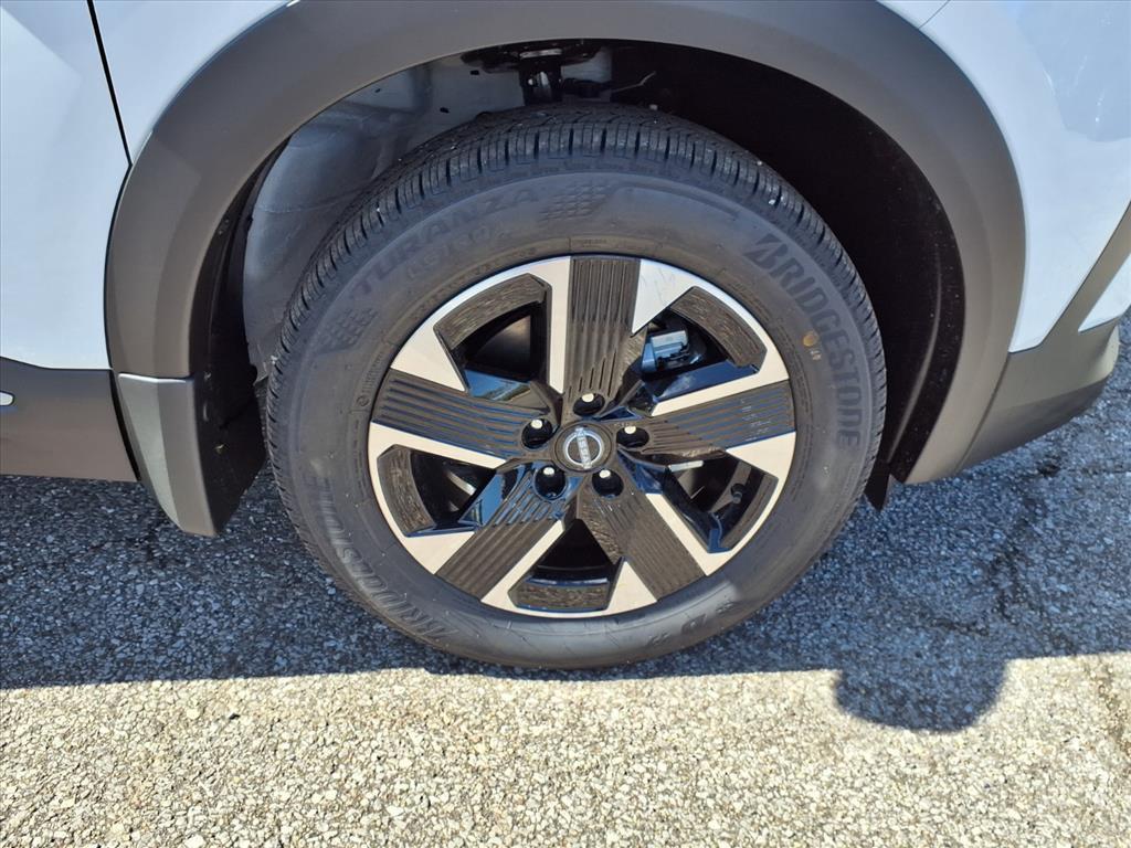 new 2026 Nissan Kicks car, priced at $28,390