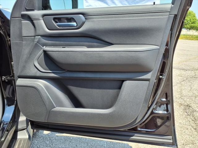 new 2025 Nissan Armada car, priced at $63,570