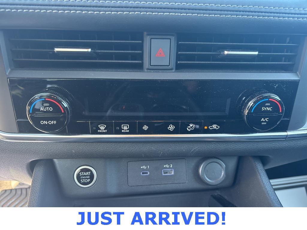 used 2023 Nissan Rogue car, priced at $24,986