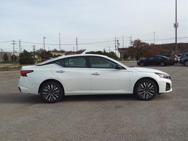 new 2025 Nissan Altima car, priced at $30,495