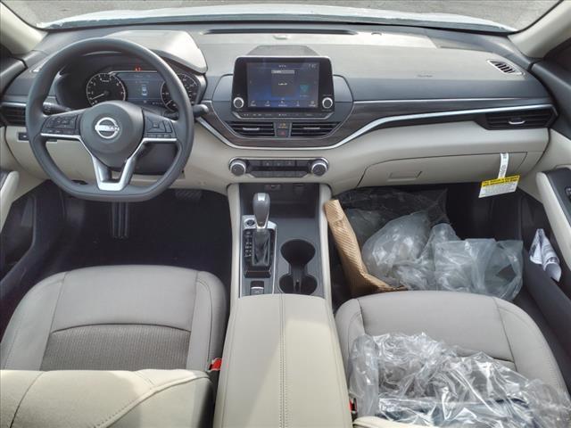 new 2025 Nissan Altima car, priced at $30,495
