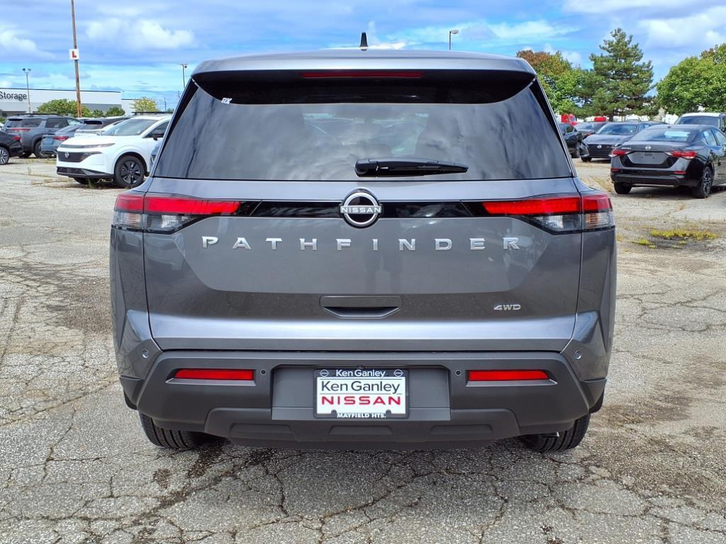new 2025 Nissan Pathfinder car, priced at $37,465
