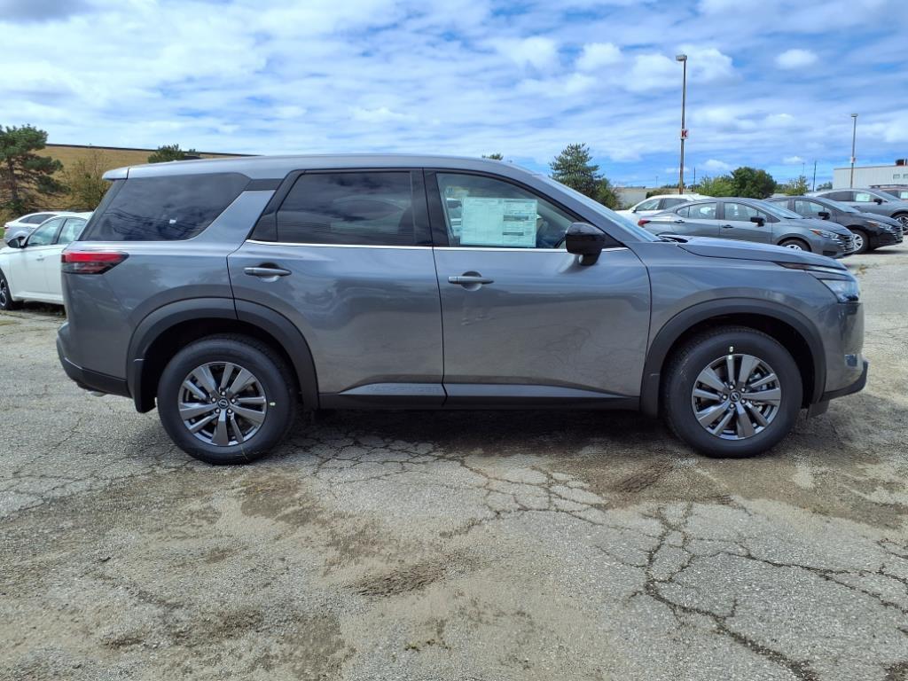 new 2025 Nissan Pathfinder car, priced at $37,465